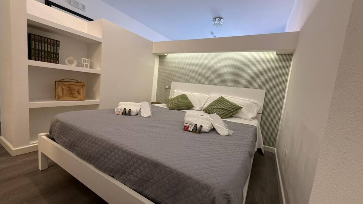 Centro Urbano Apartment | Modern one-bedroom designer apartment