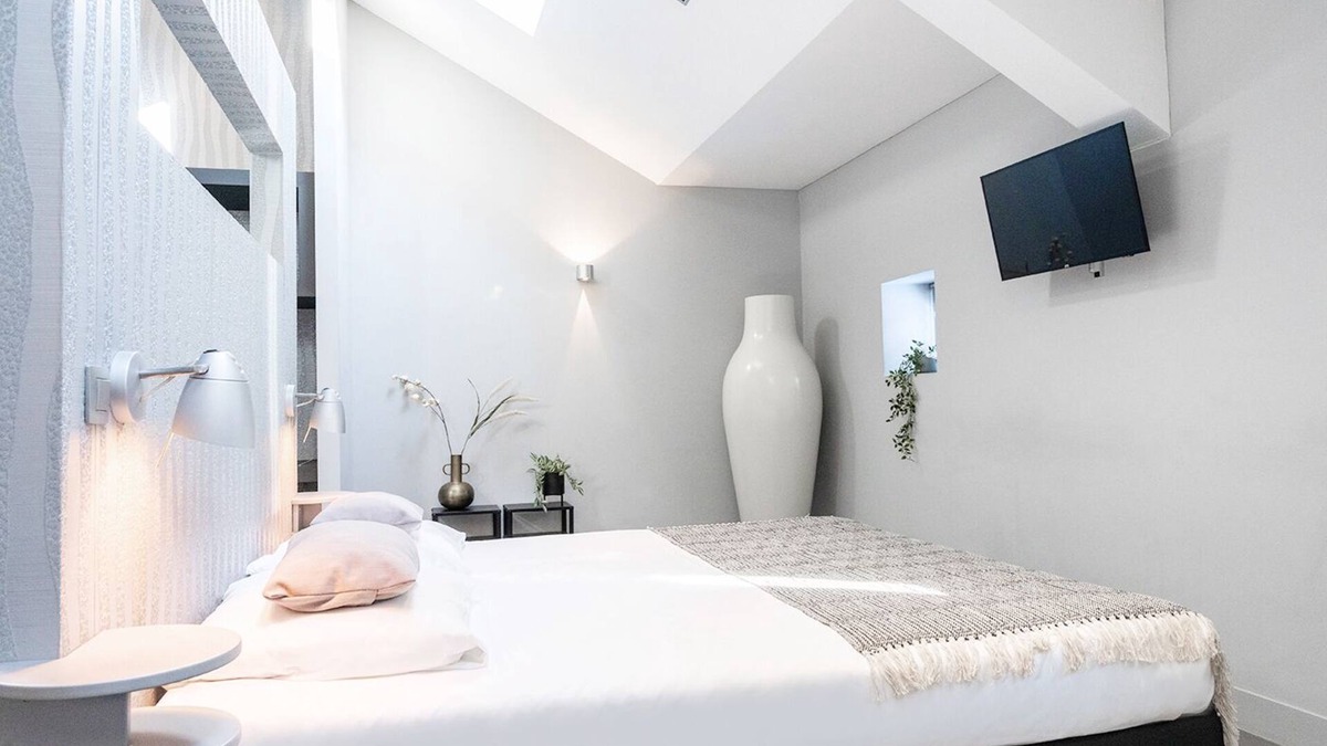 Oss House | Modern Oss room, enjoy culture just steps away