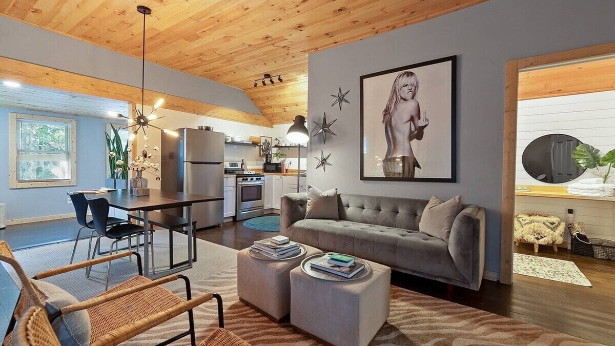 Pocono Pines Cabin | Modern Pocono Cabin | Firepit | BBQ | Pet Friendly