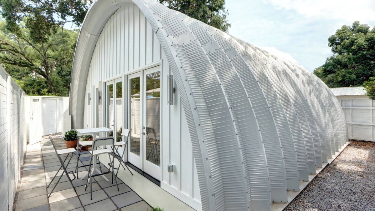 Abercorn Heights Apartment | Modern Quonset Hut in Midtown Savannah