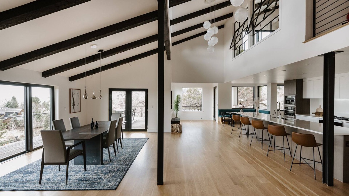 Wonderland Hills House | Modern Residence Panoramic Views