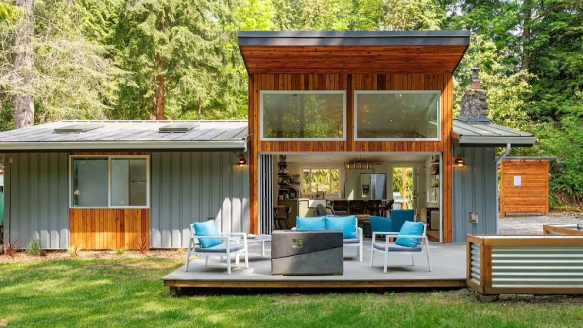 Geneva House | Modern Retreat with Hot Tub Steps from Galbraith