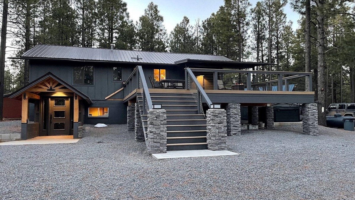Heber Cabin | Modern, Rustic Cabin in the Pines