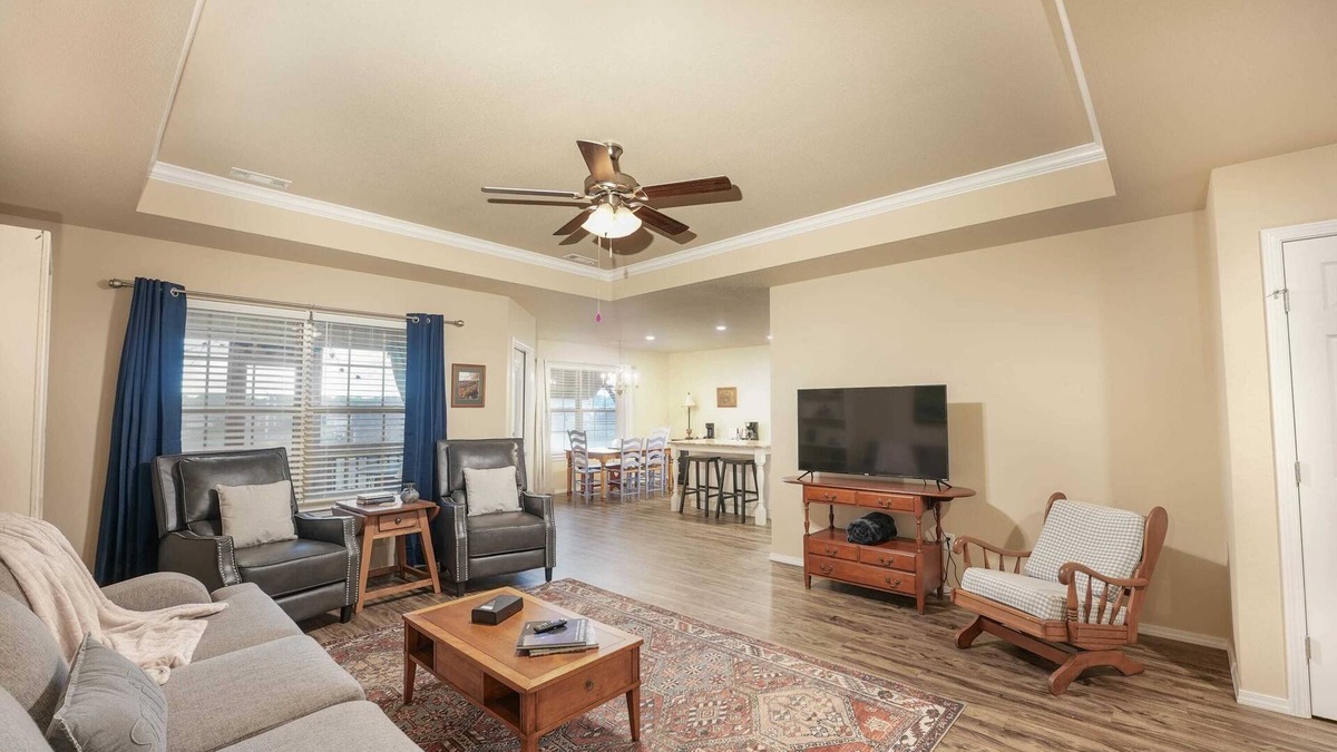 Gentry House | Modern-Rustic Gem near Bentonville & Fayetteville