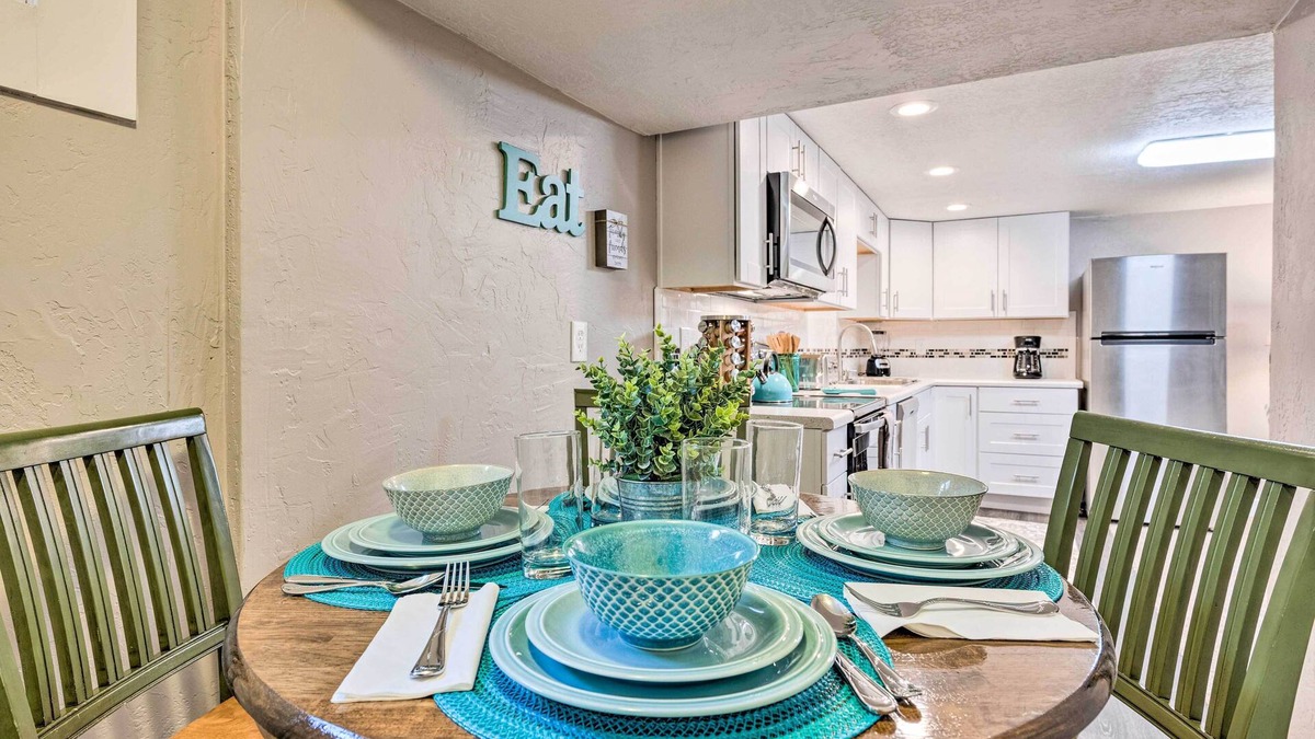 South Salt Lake Apartment | Modern Salt Lake City Apt.- 20Mi to Snowbird!
