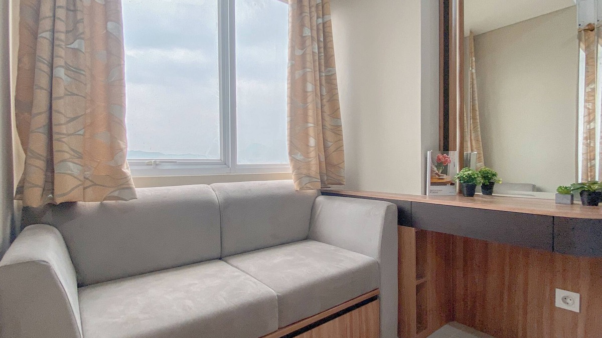 Kedungmanggu Apartment | Modern Scandinavian Studio At Lrt City Sentul - Royal Sentul Park Apartment