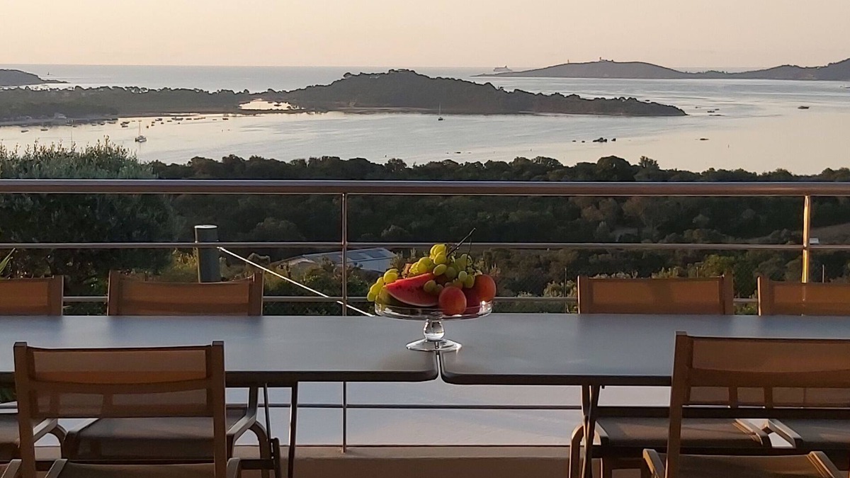 Porto-Vecchio Villa | Modern sea view villa, pool, full service, arrival Sunday departure