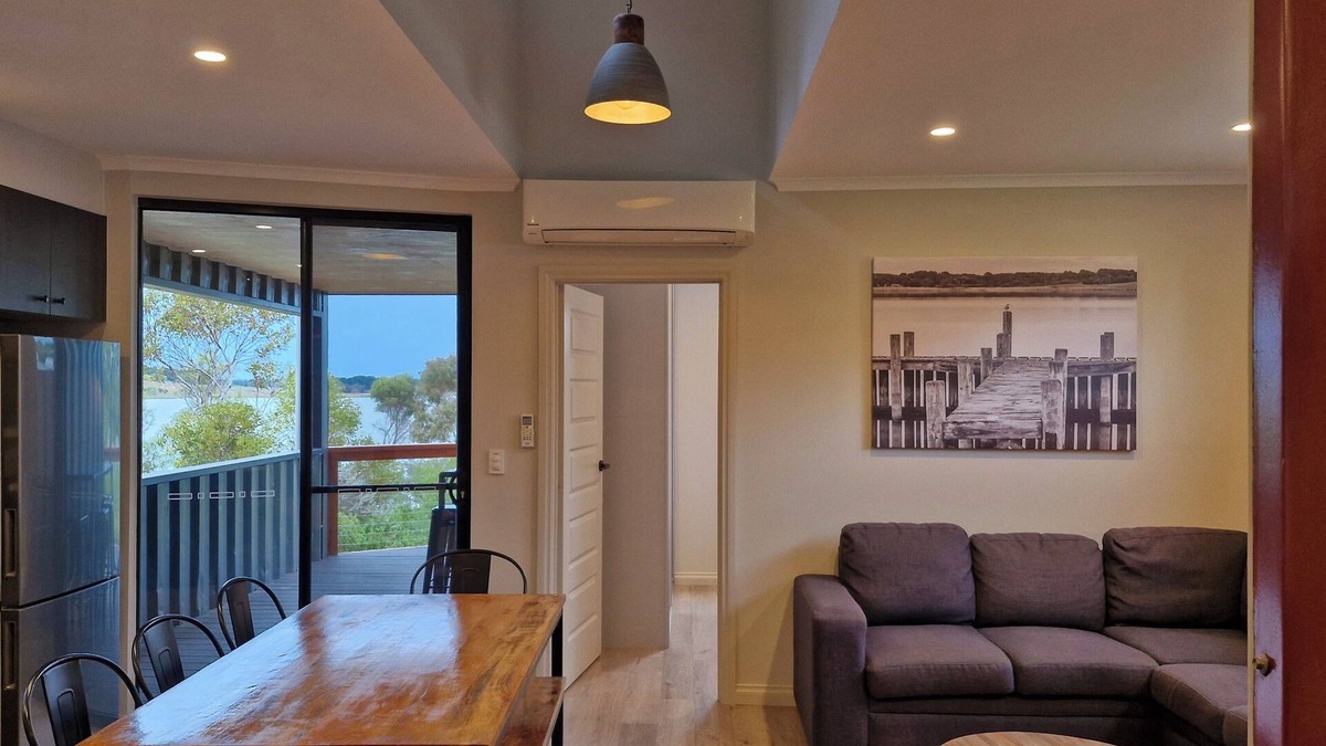 Alexandrina Villa | Modern shipping container Cargo Villa, offering spectacular Murray River views.