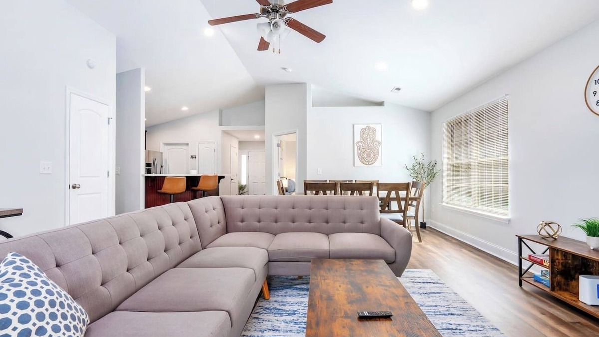 Madison House | Modern Single Story Home