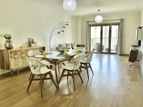 Olivais Apartment | Modern & Spacious APT with River View