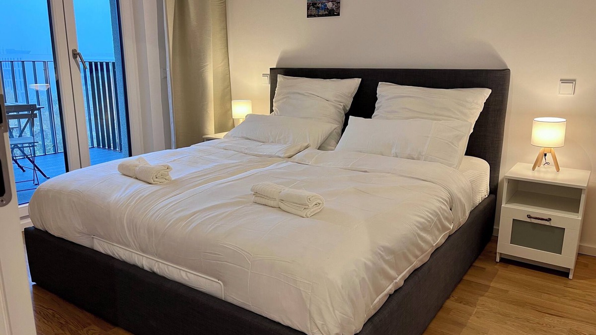 Schoenefeld Apartment | Modern Studio near Airport