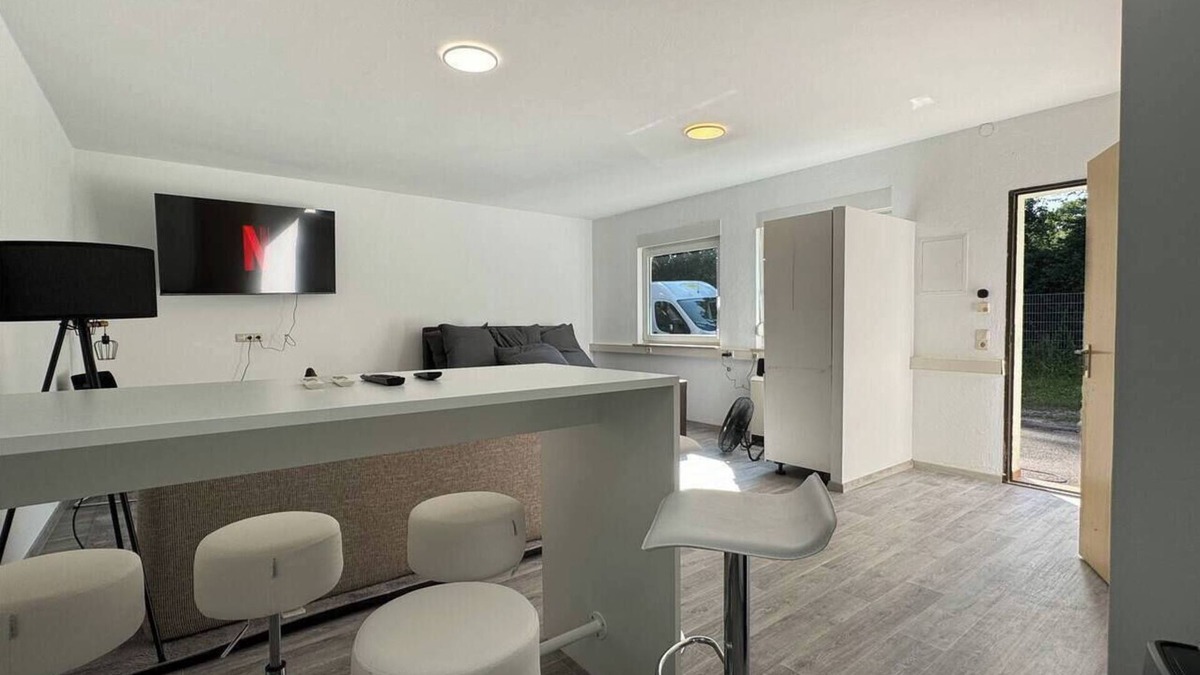 Oberboihingen Apartment | Modern Studio Sleep 5