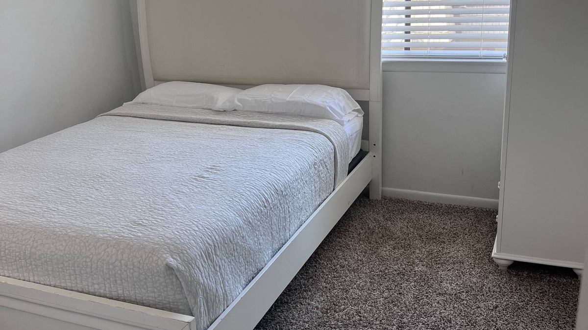 North Newport News Condo | Modern Style Condo