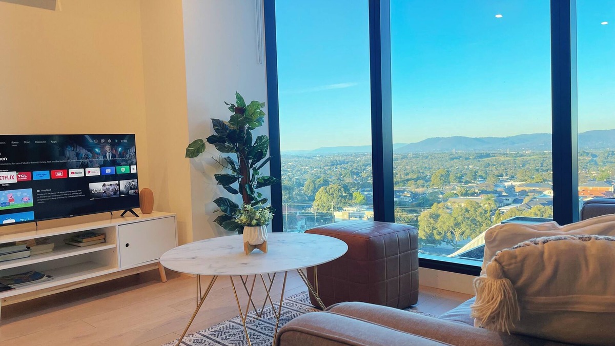 Glen Waverley Apartment | Modern Stylish 2 Bed, 2 Bath Apartment With Free Parking in Central Location