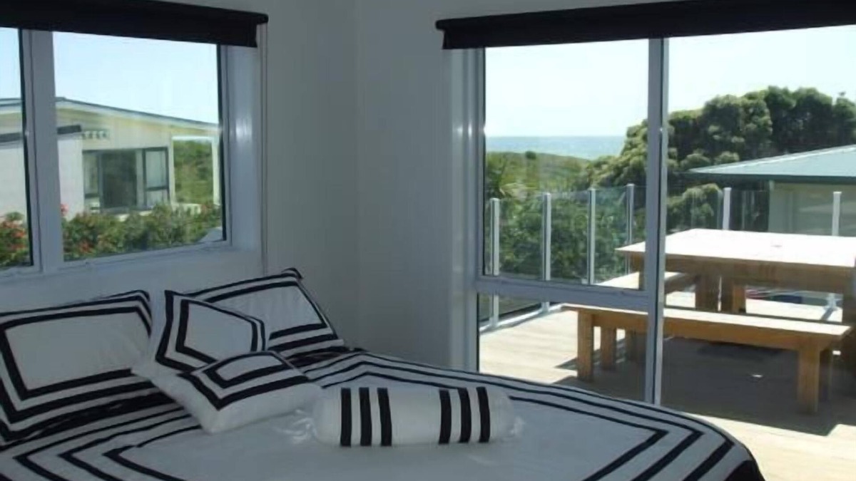 Ohope House | Modern Stylish Beach House