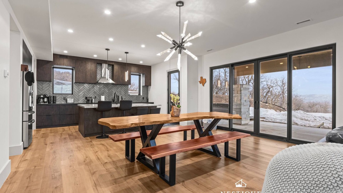 Tollgate Canyon House | Modern Tollgate Canyon Luxury Stonezee