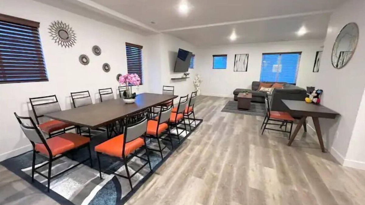 West Valley City House | Modern Townhouse w/All Kings and Private Rooftop