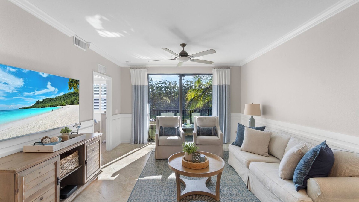 Naples Condo | 🌴Modern Treviso Bay Condo w/Resort-Style Amenities & Prime Naples Location
