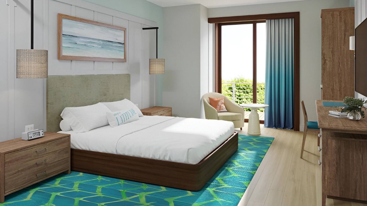 I-435 West KC-KS Hotel | Modern Tropical Room with Balcony – 2.7 Miles from Wyandotte County Lake