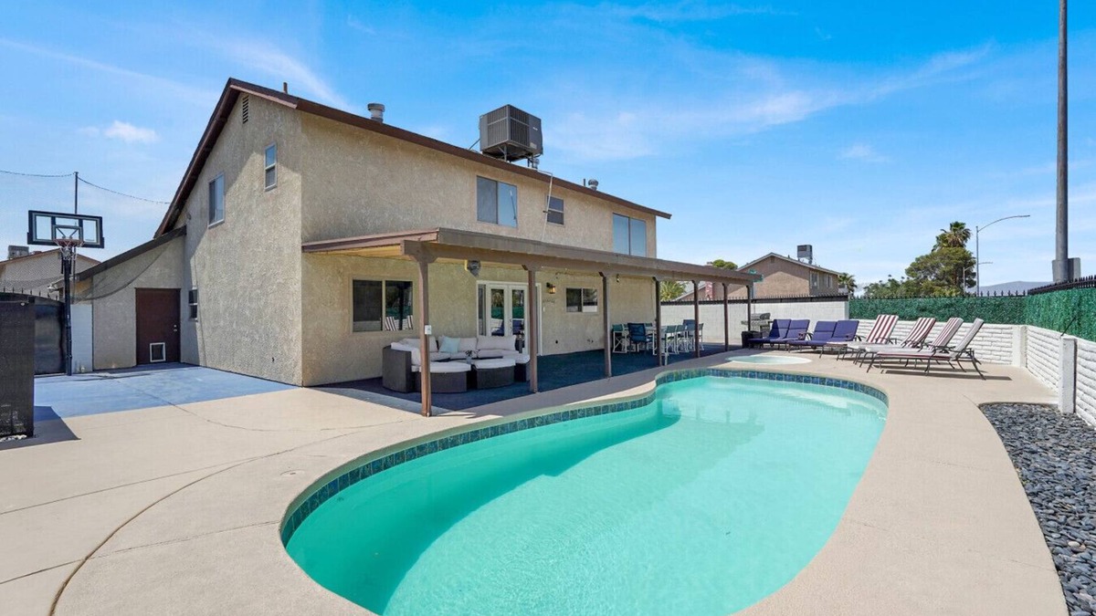 Spring Valley House | Modern Vegas 4BR Home w/Pool, Jacuzzi & Game Room