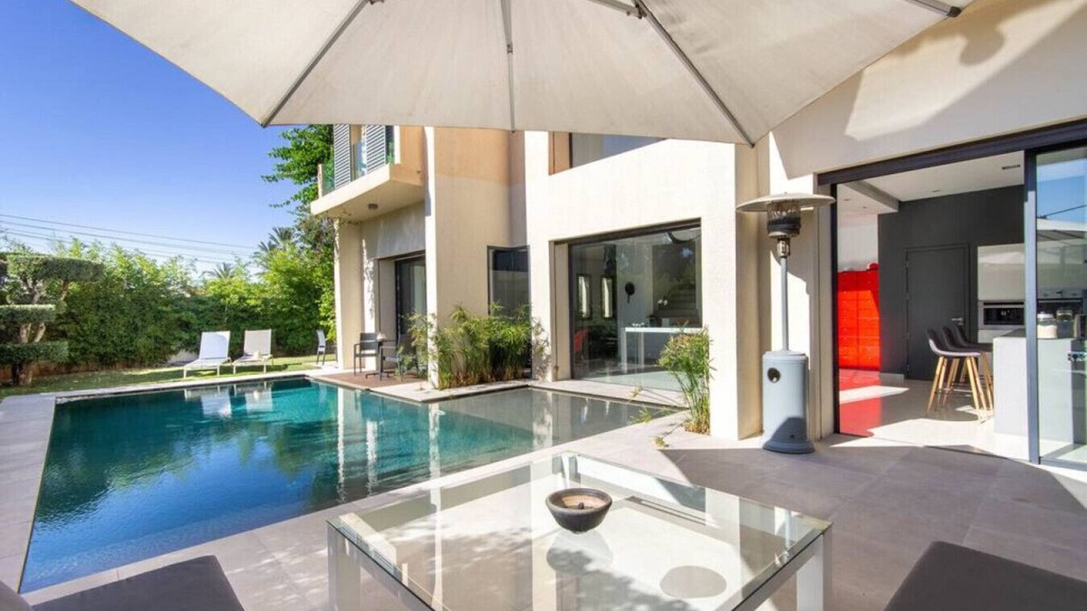 Gueliz Villa | Modern villa 5 min from GUELIZ- Private swimming pool