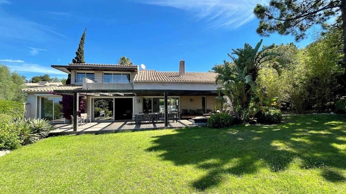 Cala Rossa Villa | Modern Villa Domaine Cala Rossa swimming pool private beach on foot 7bed/7bath