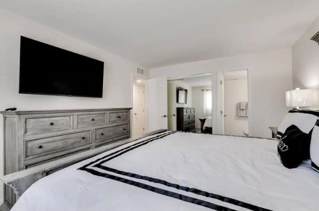 Litchfield Park Villa | Modern Villa in Old Litchfield