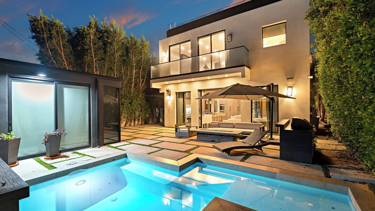 Melrose Villa | MODERN VILLA IN WEST HOLLYWOOD