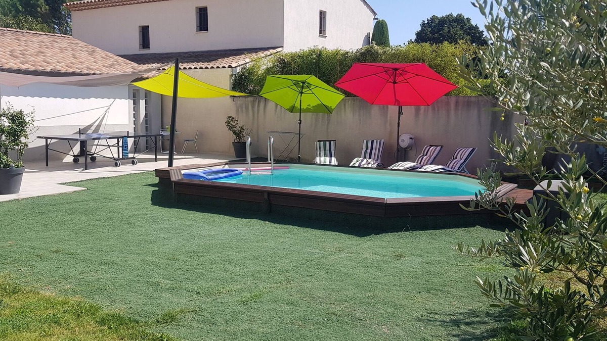 La Tour-d'Aigues House | MODERN VILLA OF 150 M2 AT THE FOOT OF LUBÉRON - 10 PEOPLE - 4 BEDROOMS - POOL