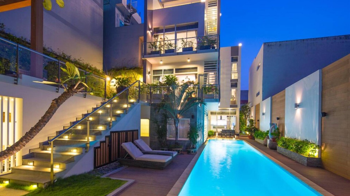 District 7 Villa | Modern Villa with Private Pool