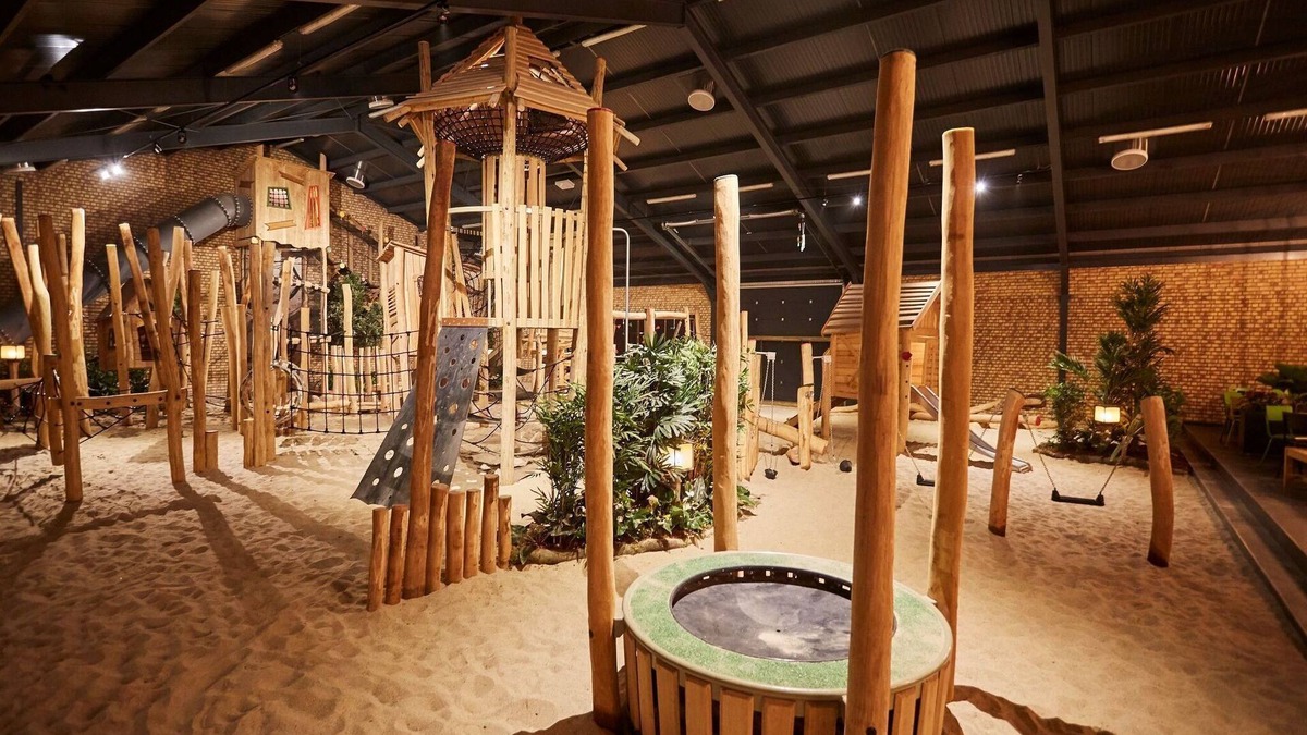 Roggel Villa | Modern Villa with wellness in Limburg