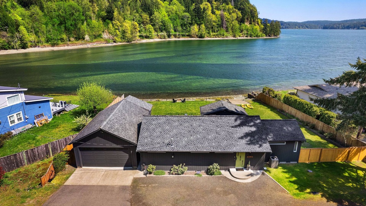 Matlock House | Modern Waterfront Escape with Grill, Patio, and Nature Views