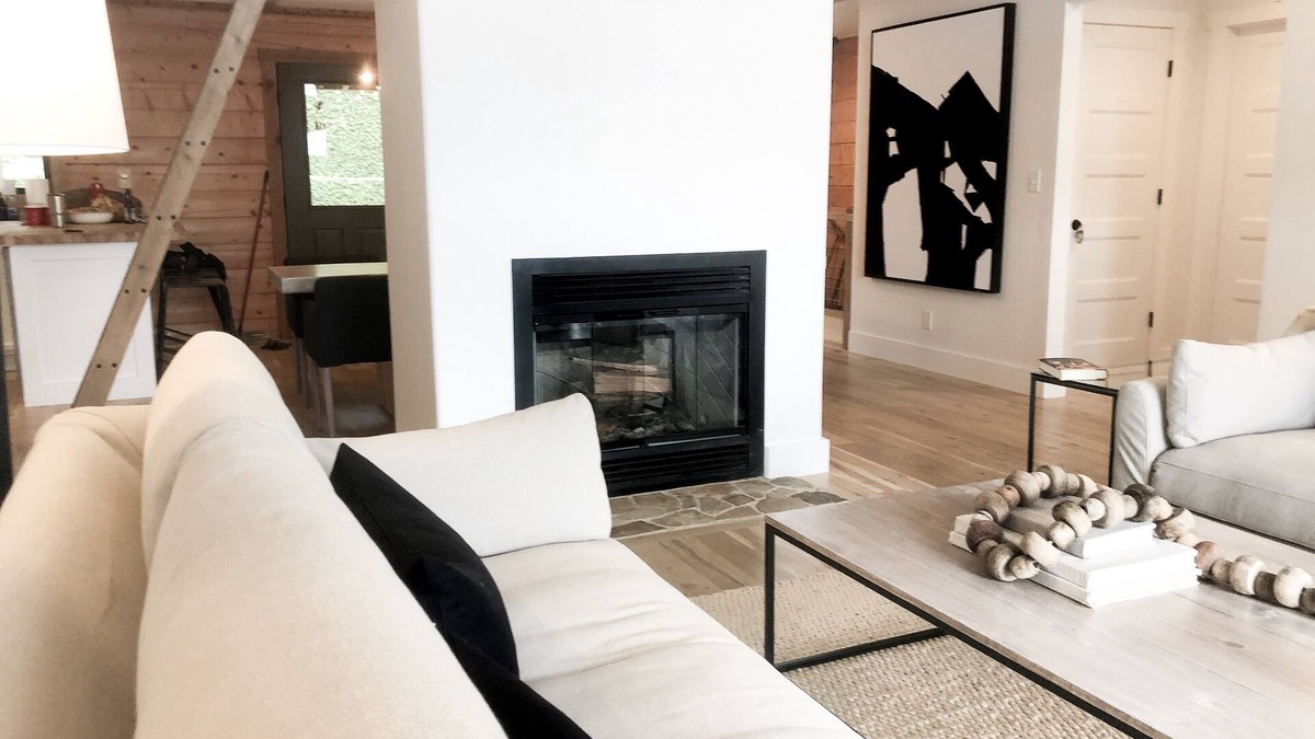 Crane Hill Cabin | Modern Waterfront Log Cabin at Lewis-Smith Lake, AL