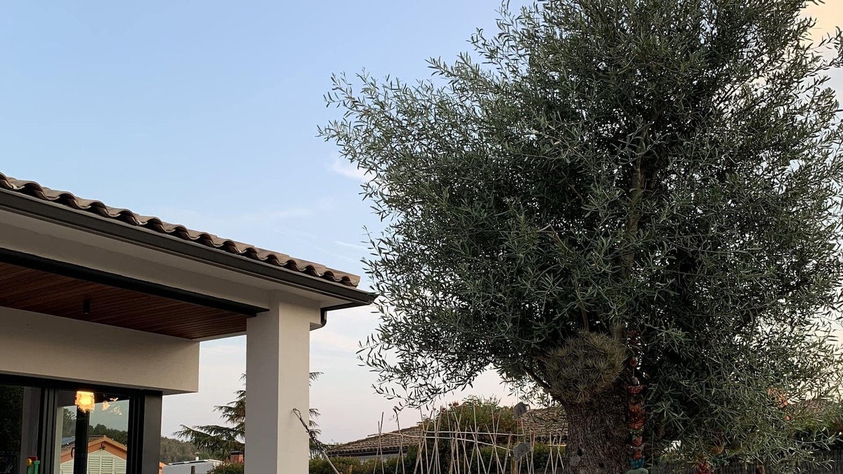Les Franqueses del Valles Ski Chalet | Moderna Villa, en un Entorno Rural, Entre la Costa Brava y Barcelona