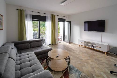 Siegburg Apartment | Moderne Erdgeschoss Wohnung