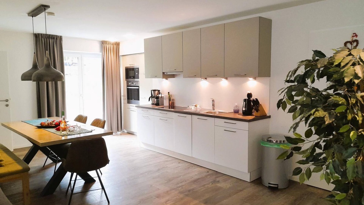 Tschagguns Apartment | Moderne Ferienwohnung für 6 Personen mit 2 Terassen uns Hammer Aussicht