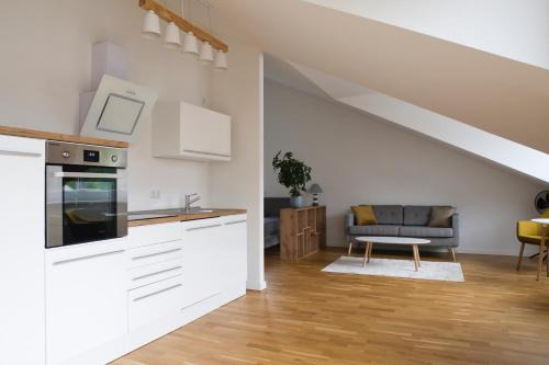 Bestensee Nord Apartment | Modernes Apartment nähe BER, Tesla und Seen