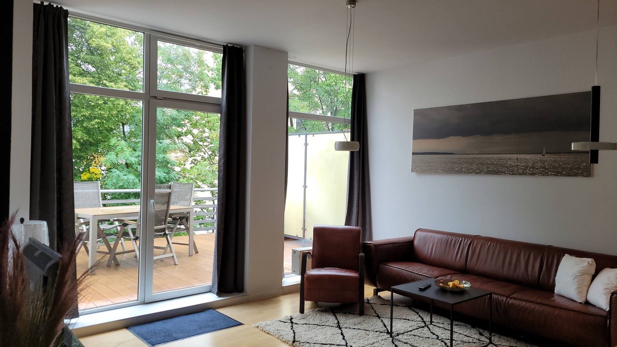 Dresden Apartment | Modernes Loft mit Großer Terrasse und Zwei Kostenlosen Parkplätzen