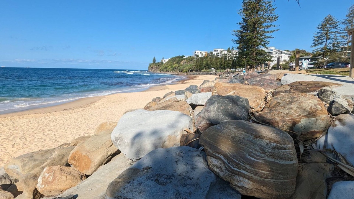Moffat Beach Hotel | Moffat Beach Motel Caloundra