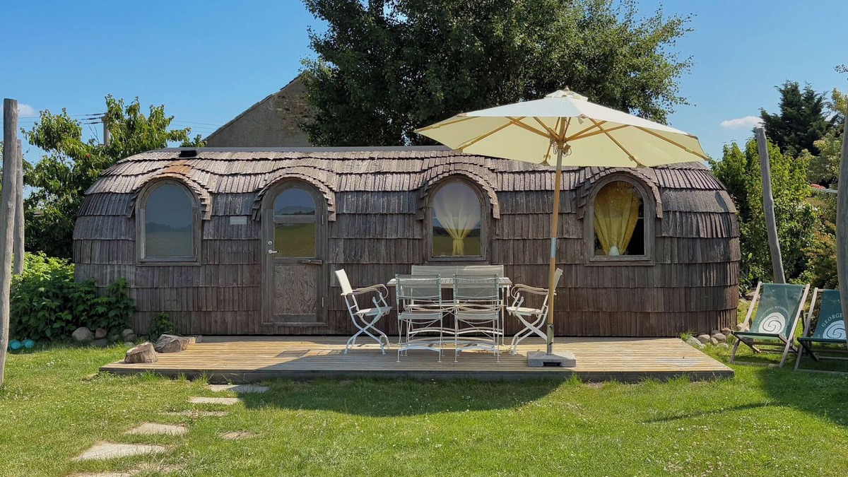 Puchau Apartment | Molendini Igloo Hut at the Püchau Mill