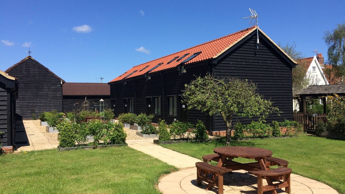 Saxmundham Cottage | Mollett's Farm