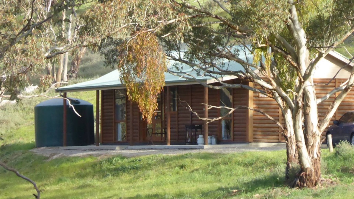 Gillentown Cottage | Molly's Chase Mollycoddles, Log Cabin B&B