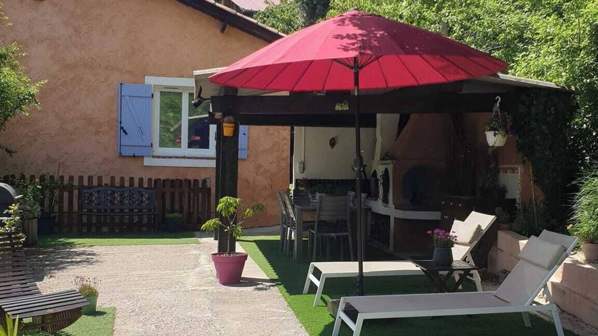 Lantosque Apartment | Mon gîte à Pélasque, meublé de tourisme classé, 45 minutes de l'aéroport de Nice
