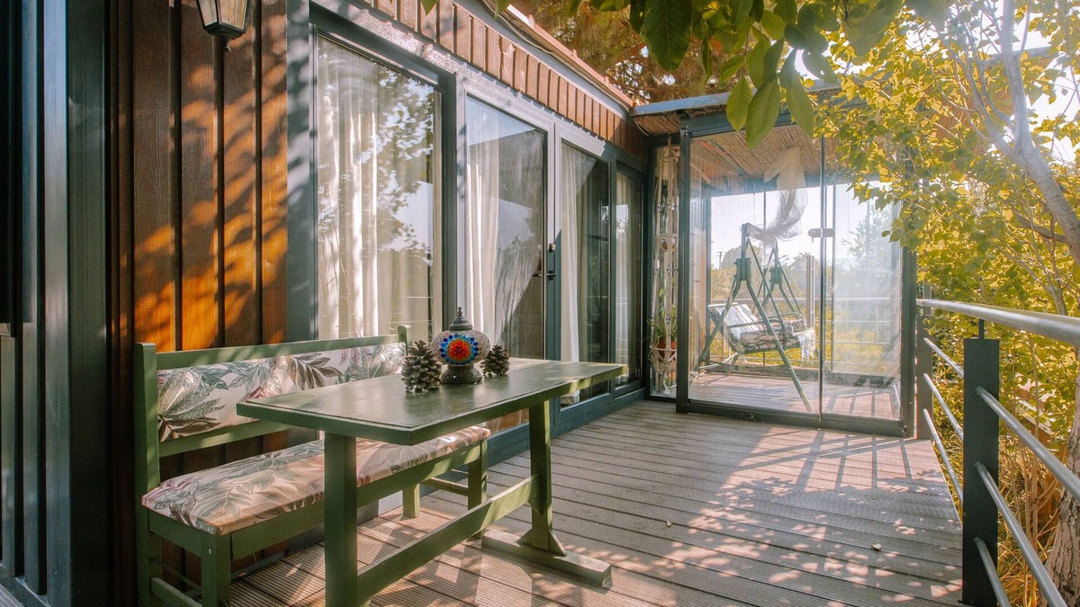 Seferihisar Hotel | Mona Glamping Caravan Suites