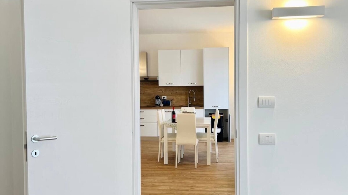 Moniga del Garda Apartment | Moniga's home holidays: 1 minute from the medieval Castle and 1km to the beach