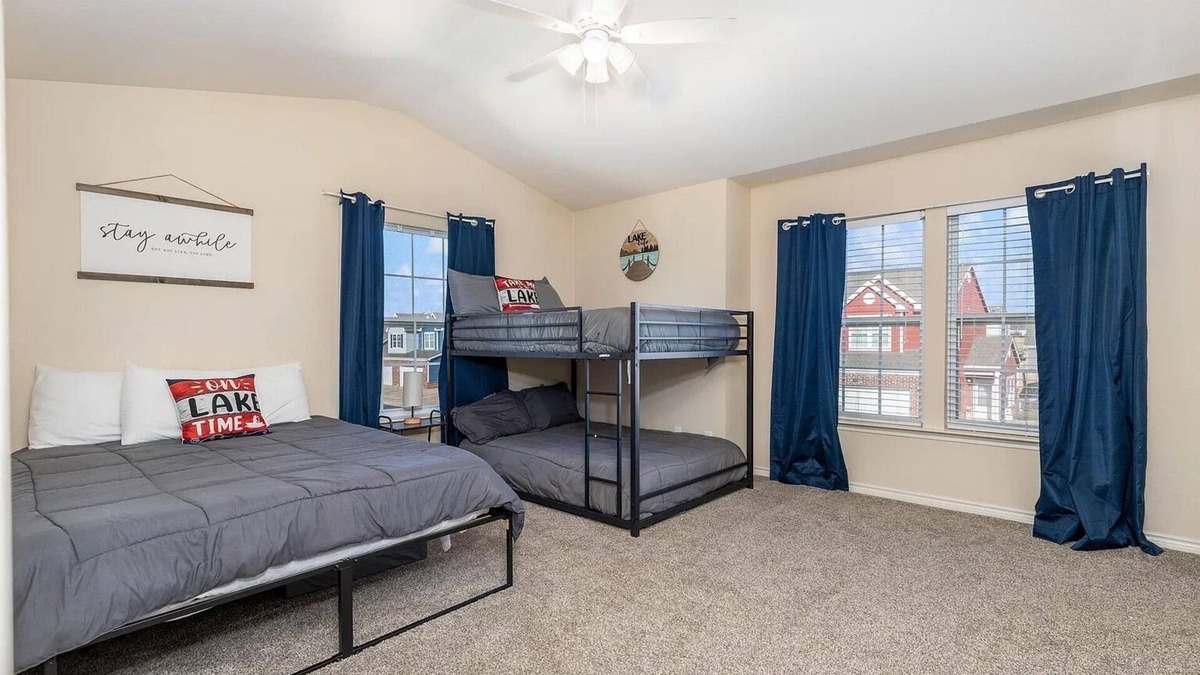 Afton Condo | Monkey Island Getaway - Cozy 2BR Condo w/Pool & Lake access