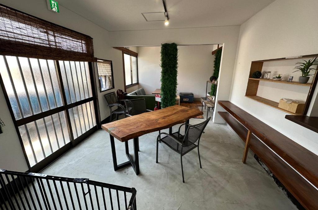 Nishina Apartment | Monster lodge 西伊豆