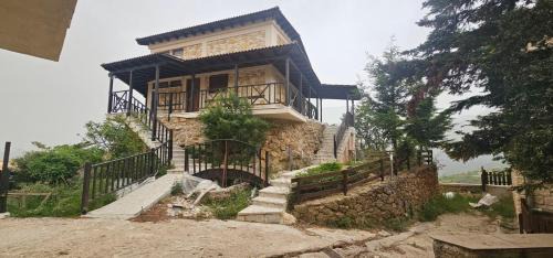 Synikia Mesi Trikalon Apartment | Mont Rock