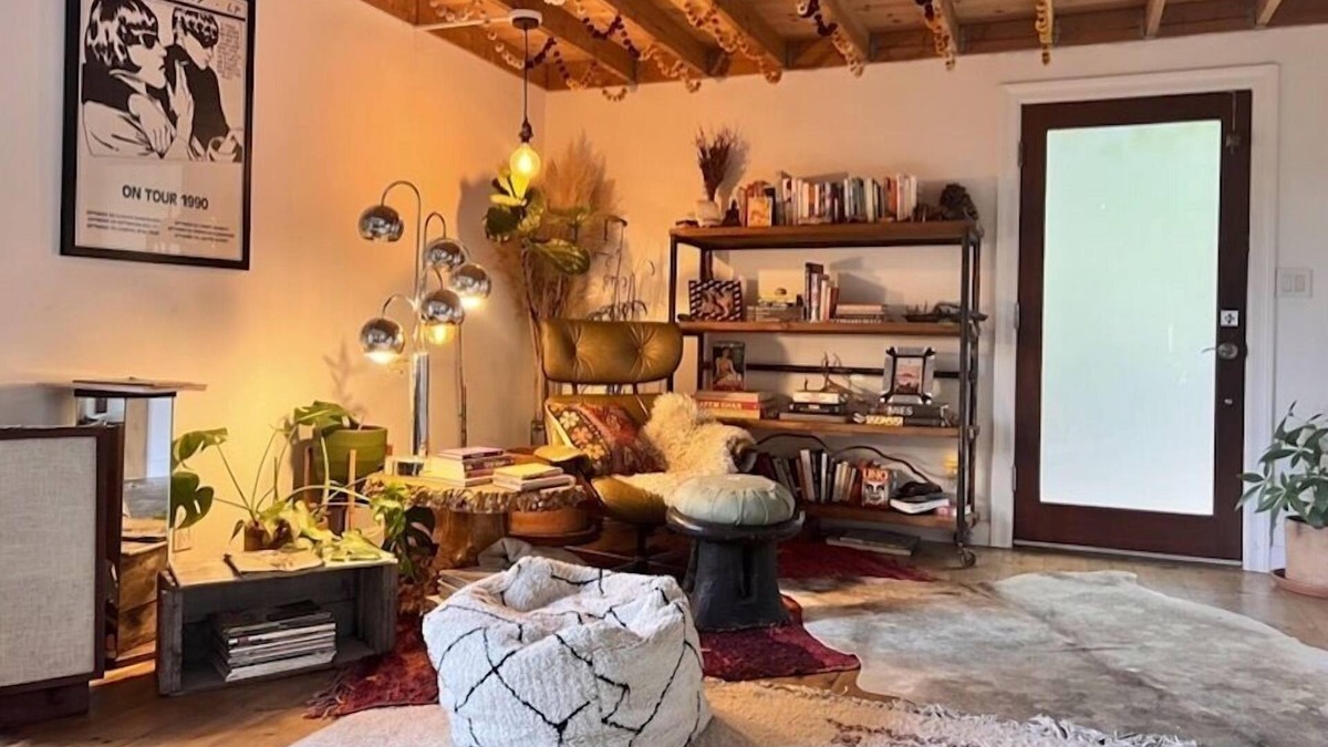 Fernwood House | Montaña de la Seta ~ Boho Artist Retreat Amidst the Salty Ocean Air + Mountains
