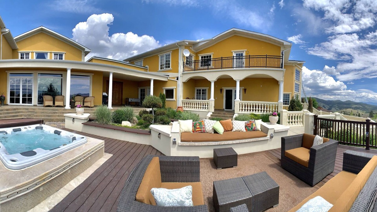 Helena House | Montana TING -5star vacation guest house in the heart of Montana